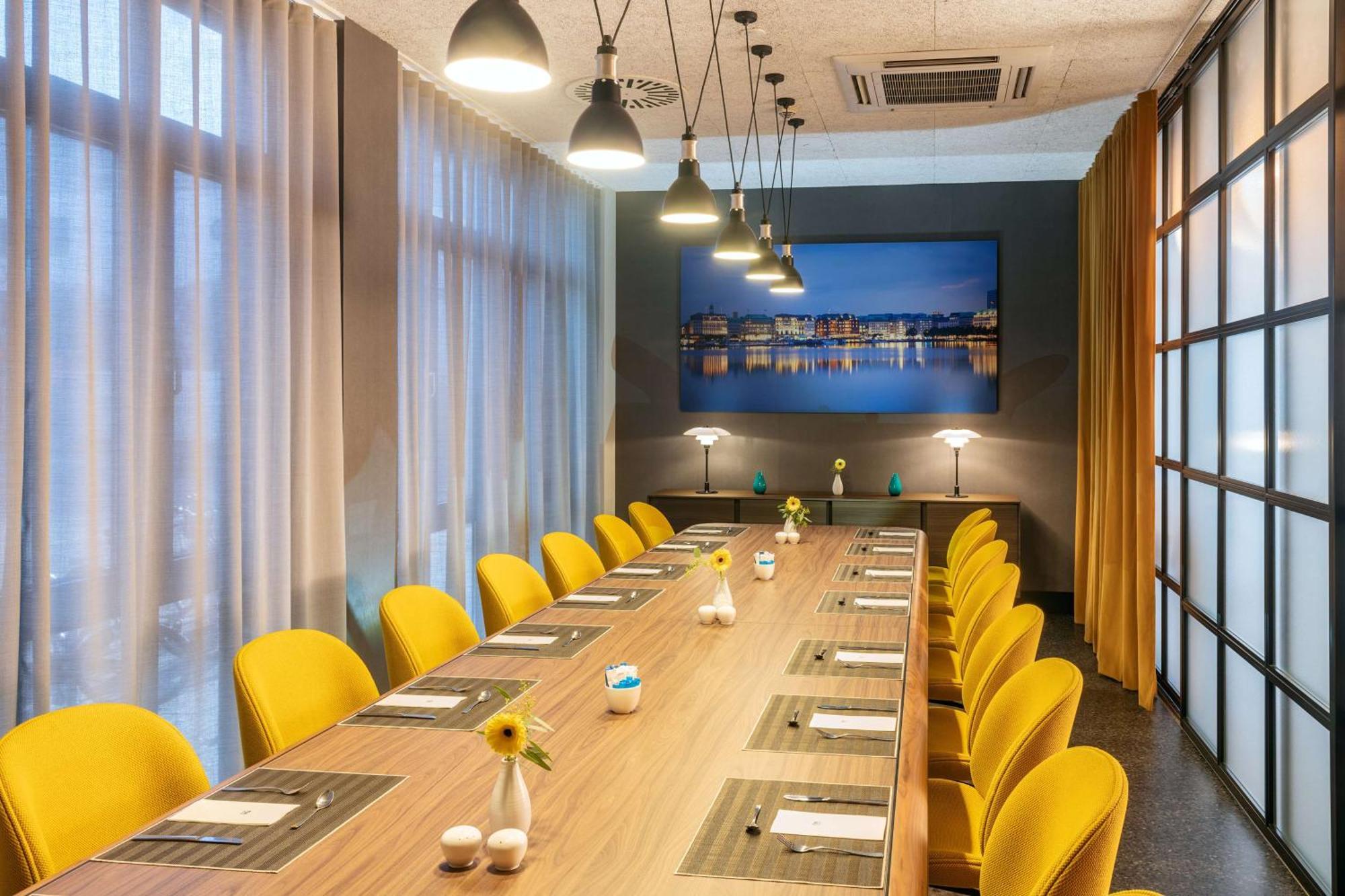Nh Hamburg Altona Hotel Ngoại thất bức ảnh
