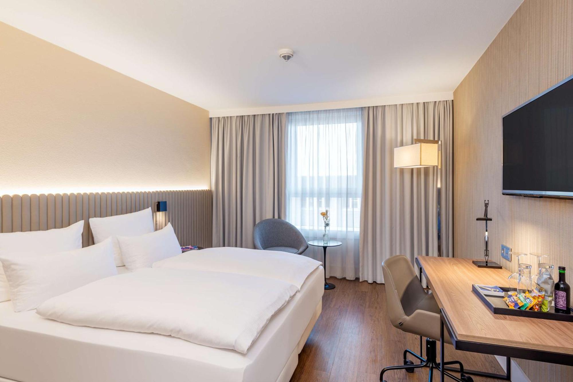 Nh Hamburg Altona Hotel Ngoại thất bức ảnh