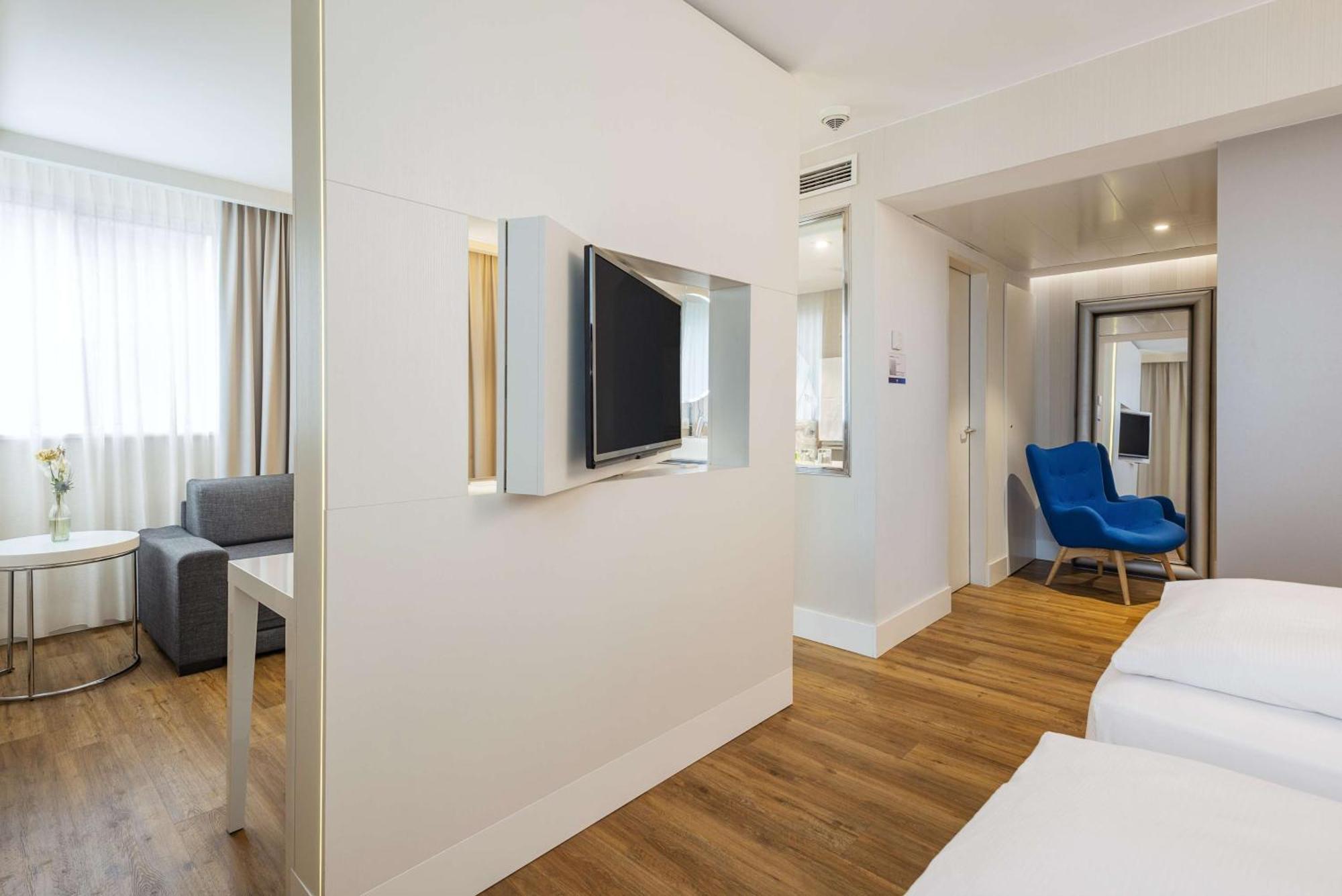 Nh Hamburg Altona Hotel Ngoại thất bức ảnh