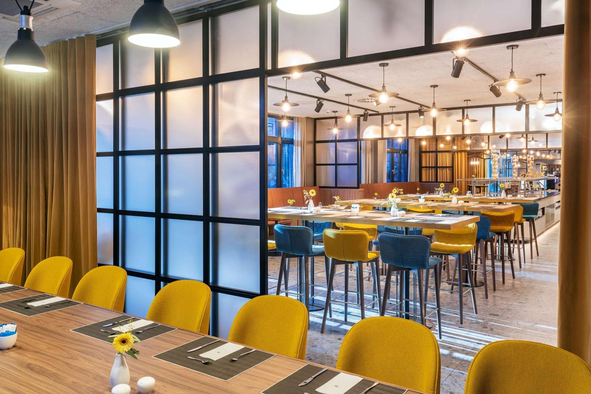 Nh Hamburg Altona Hotel Ngoại thất bức ảnh
