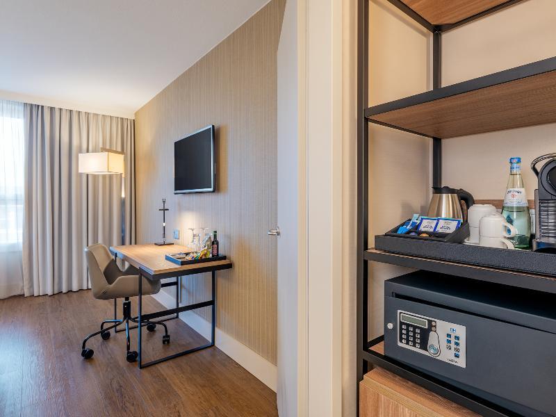 Nh Hamburg Altona Hotel Ngoại thất bức ảnh